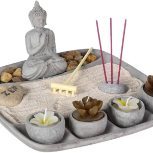 Jardin Zen Bouddha Sur Un Plateau Avec Bougies, Encens Et Décoration - Atmosphera